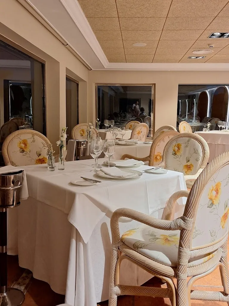 Restaurante Emperador_Joyosa La_slider_image_2