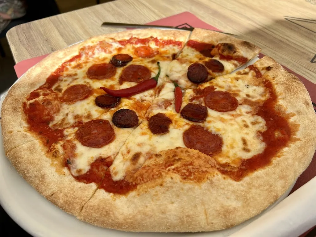 Kim Vainionpää_Vía Toscana_Joyosa La_review