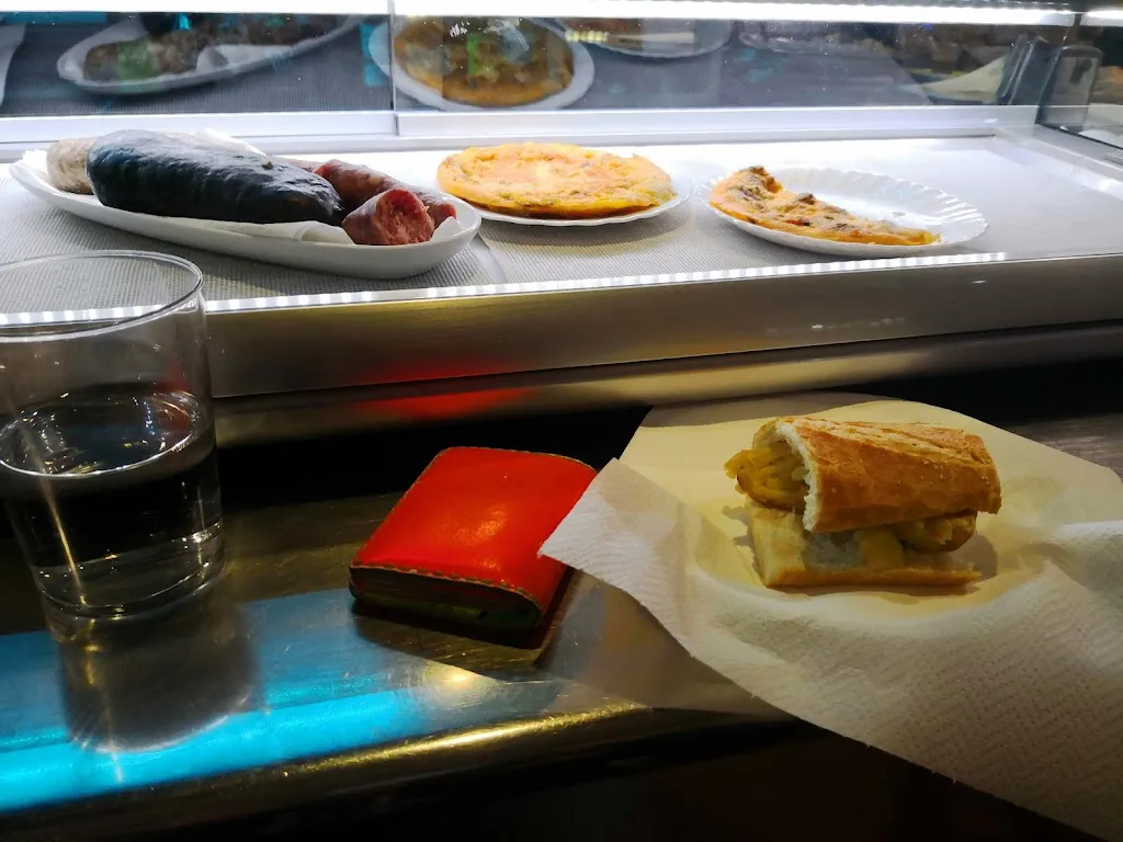 Menu_Cafetería Disco Vaire_Mallén_image_2