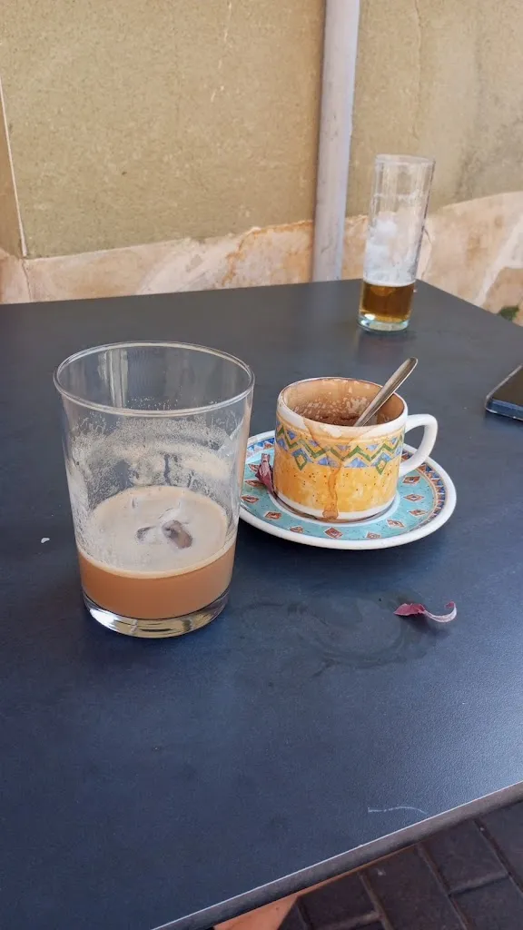 Neus Martínez_Bar Galatea_Mallén_review