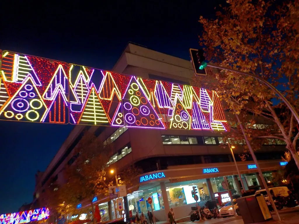 El Corte Inglés Serrano restaurant in Malón