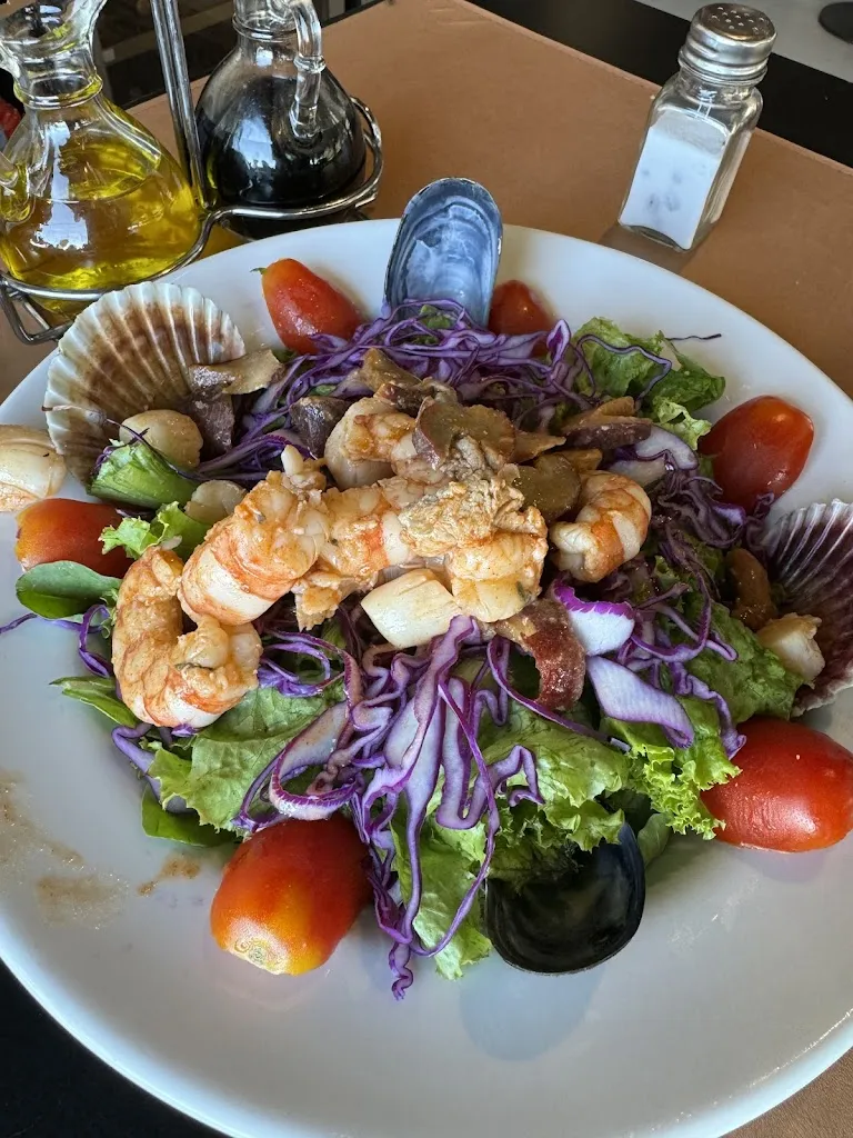 Ryan Requena_Malón_Malón_review