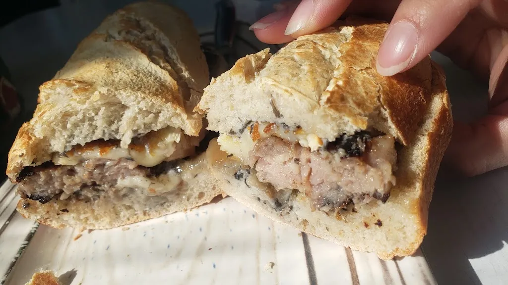 Mika_NEPHTiS / marONiabeaT_María de Huerva_review