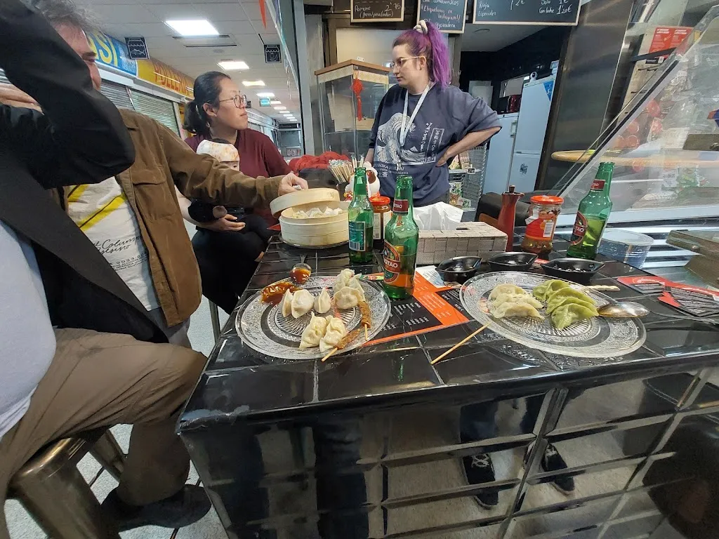 worldtrotter 66_La Gyozadera Market Euroasiatico_Montón_review