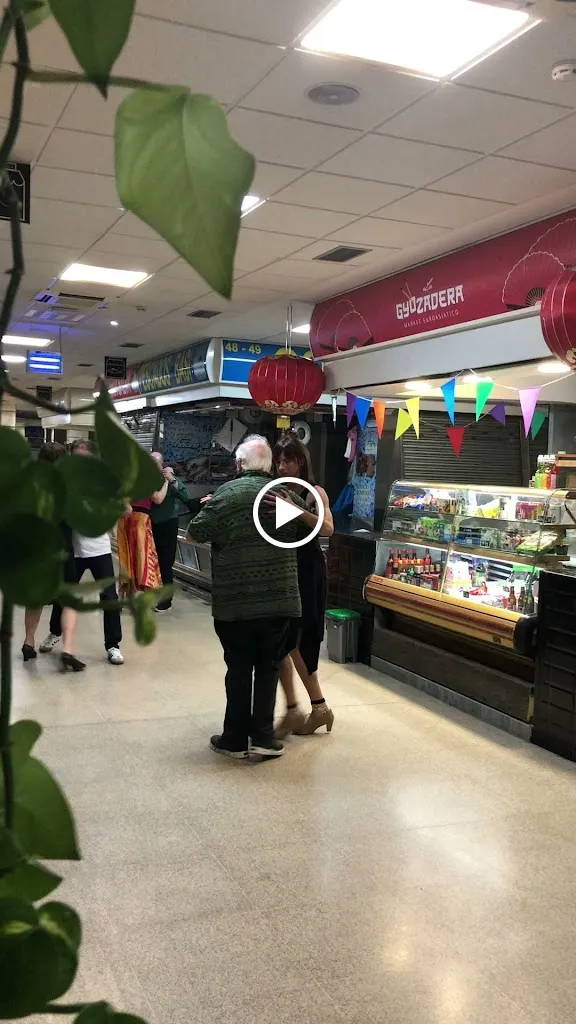 La Gyozadera Market Euroasiatico_Montón_slider_image_2