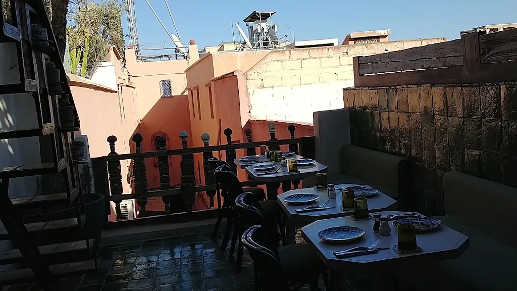 BlackChich - African Berber Fusion_Marracos_slider_image_2