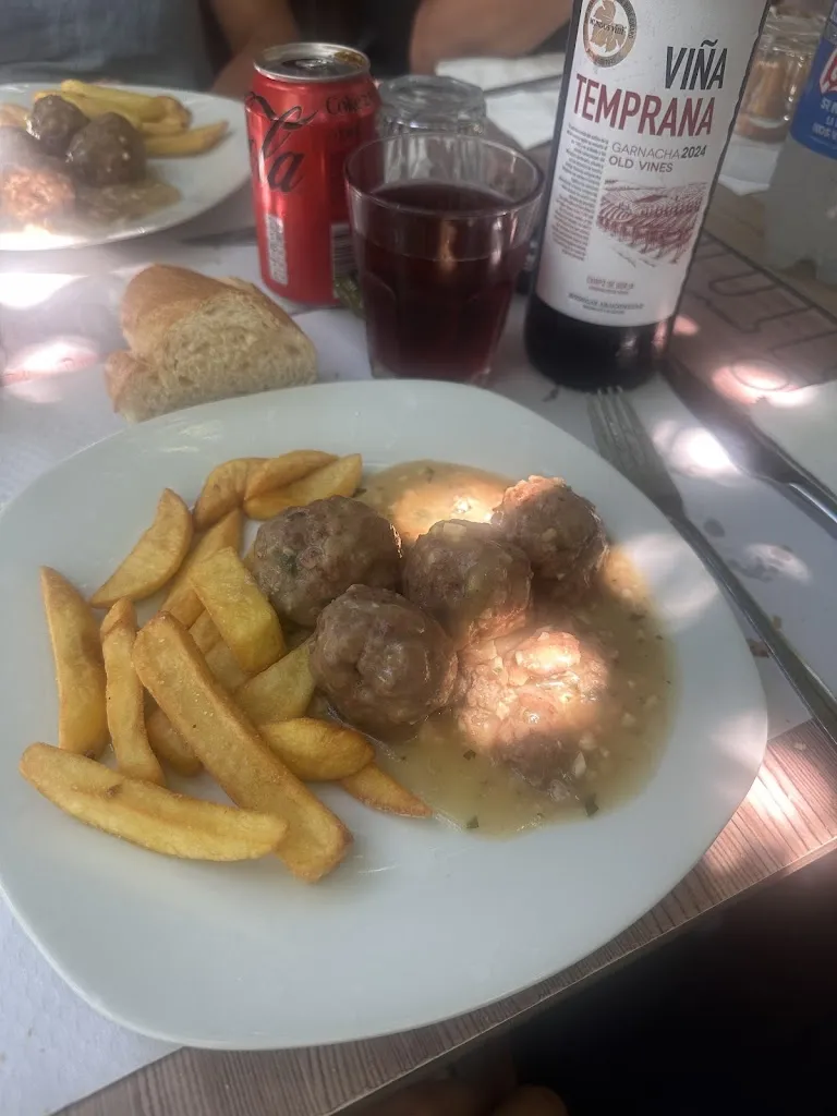 Manuel fernandez perez_Mesón Togi_Morata de Jalón_recensione