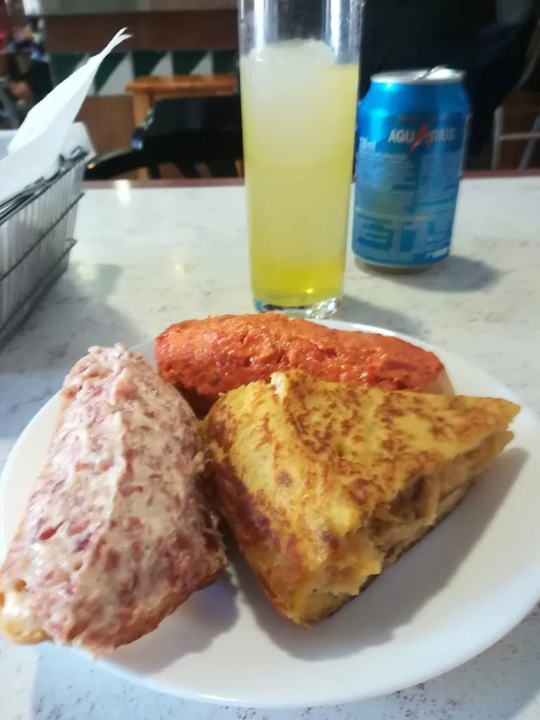 Menu_Bar Mozota_Mozota_image_8