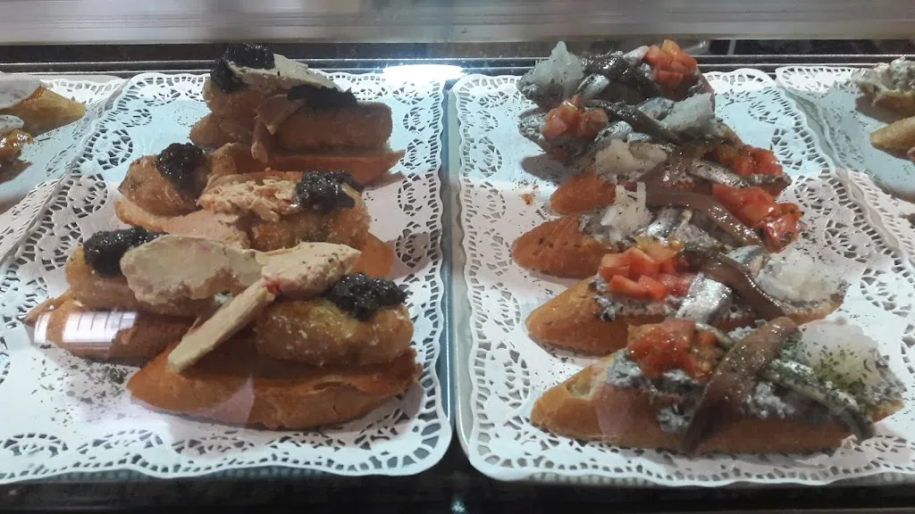 Menu_Bar Avenida_Muel_image_3