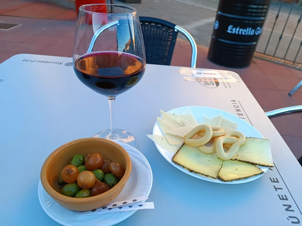 Pavel Moskala_Bar Las Menas_Munébrega_recensione