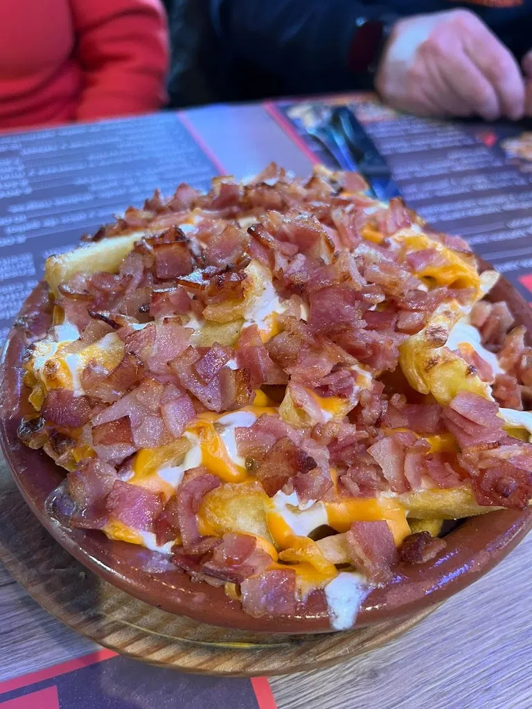 Ángel Coterillo González_Akeita pizzak /Akeita berria_Amurrio_review