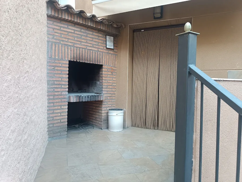 Ismael Carro_Apartamentos Rurales Mundobriga_Nuévalos_recensione