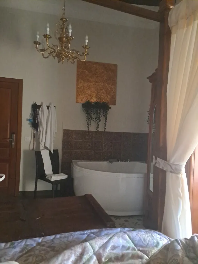 Maria Elich Portillo_Apartamentos Rurales Mundobriga_Nuévalos_recensione