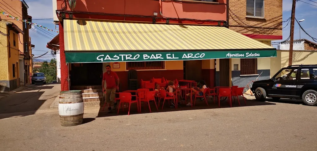 Bar El Arco restaurant in Paniza