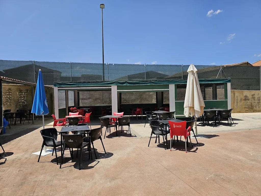 Piscina Pública Municipal de Paniza._Paniza_slider_image_2