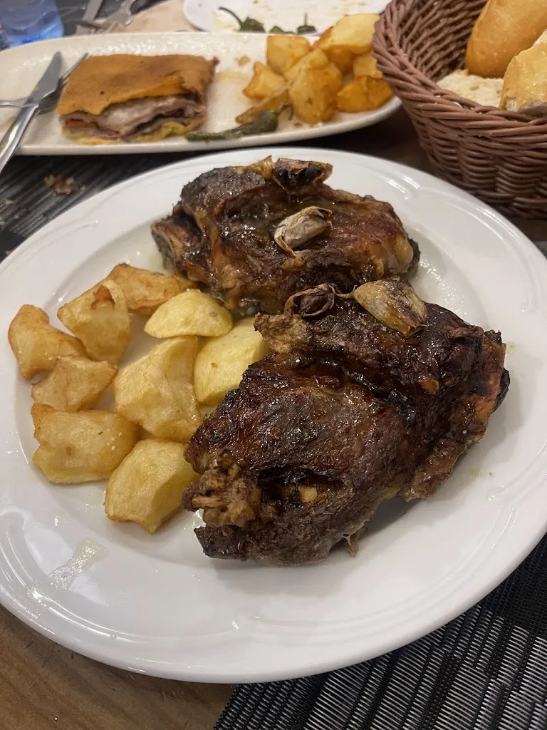 Asador Los Arcos_Pina de Ebro_slider_image_3