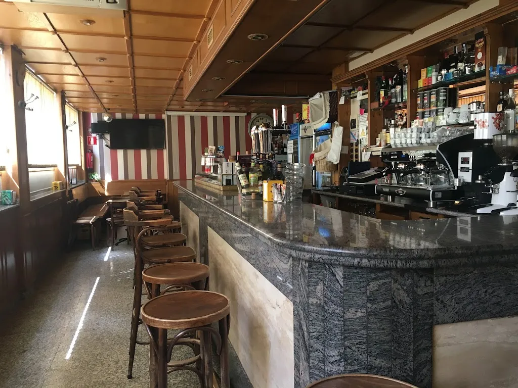 Café Goya restaurant in Pina de Ebro