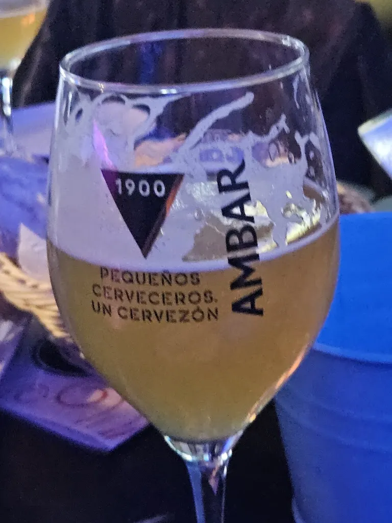 Michael Lablanche_Let It Be Café Pinseque_Pinseque_review