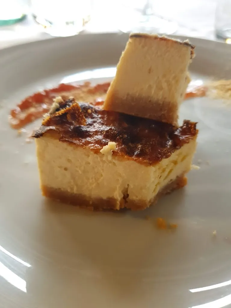 Hector Casals_Restaurante Los Lagos_Pinseque_review