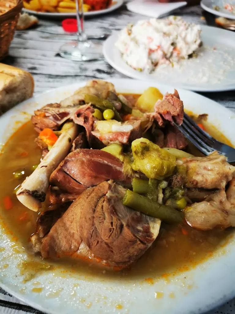 Menu_Bar Avenida_Pinseque_image_5