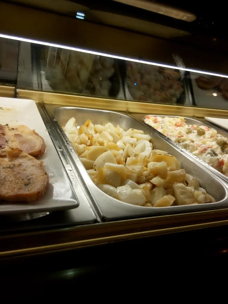 Menu_Bar Avenida_Pinseque_image_9