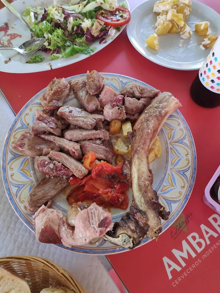 Menu_Cafetería Rojer_Pinseque_image_1