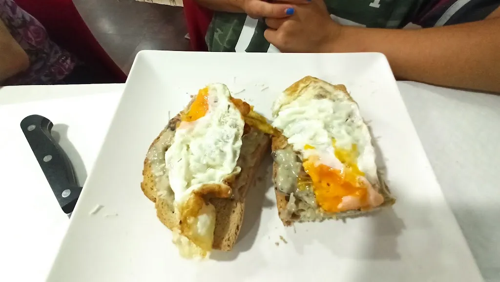 Menu_Cafetería Rojer_Pinseque_image_5