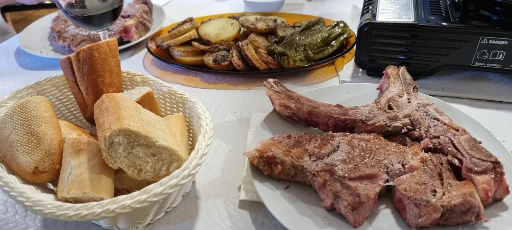 Javier Leal_Cantina RAAA_Pleitas_review