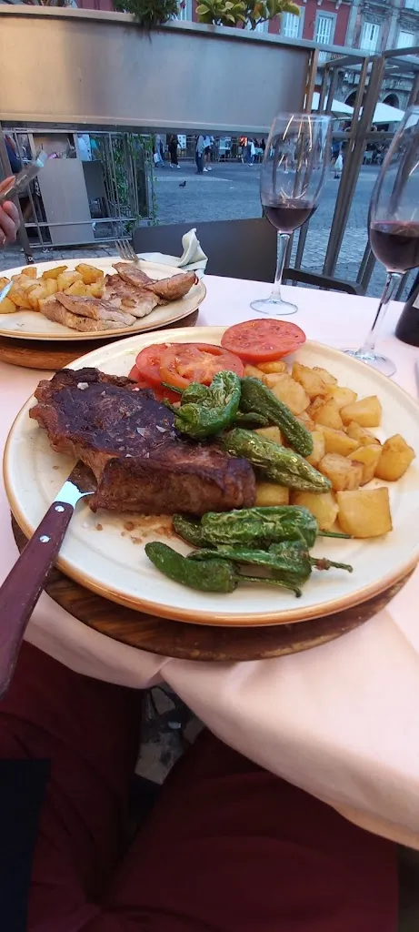 Paul Hill_Museo del Jamón_Rueda de Jalón_review