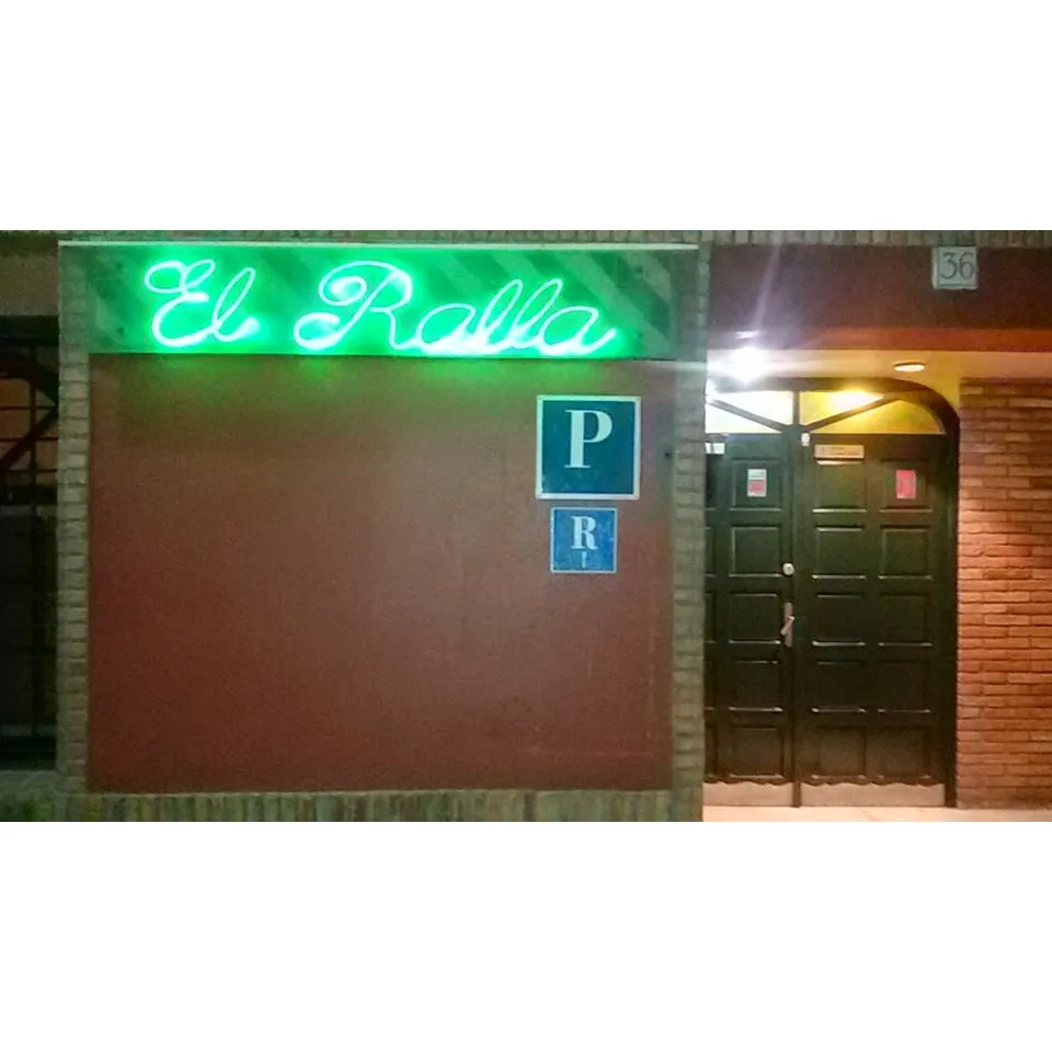 Bar Cafetería El Ralla restaurant in Sabiñán