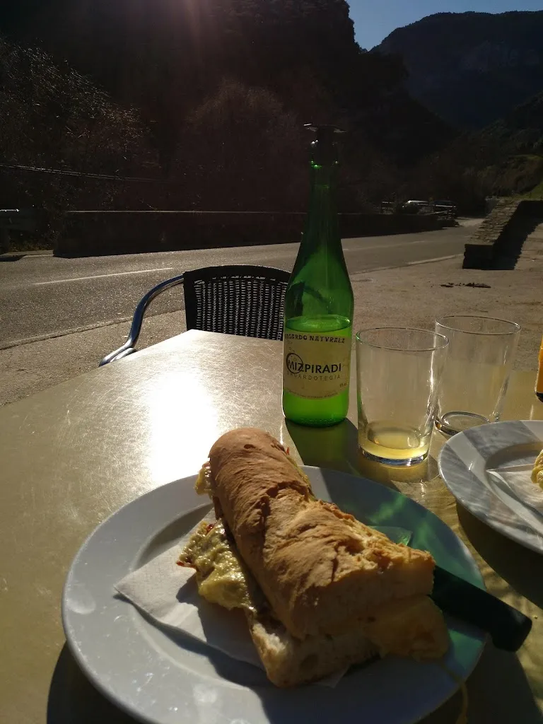 Miren E._Bicoca_Salvatierra de Esca_review