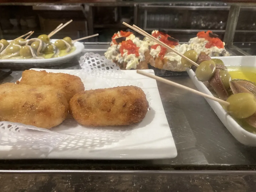 Menu_Bar A' Redolons - Mario_Sádaba_image_6