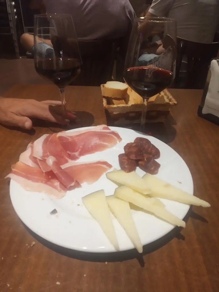 Menu_Bar A' Redolons - Mario_Sádaba_image_9