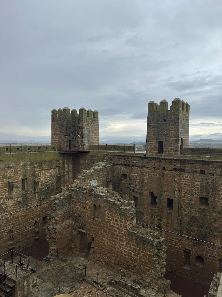 Peter S_Castillo de Sádaba_Sádaba_review