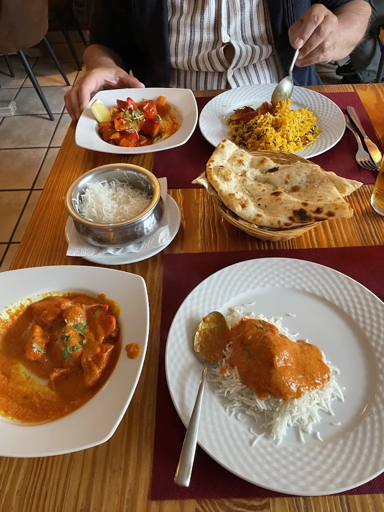 Sandra Marriner_The Courtyard Tandoori Bar and Bistro_Salillas de Jalón_review