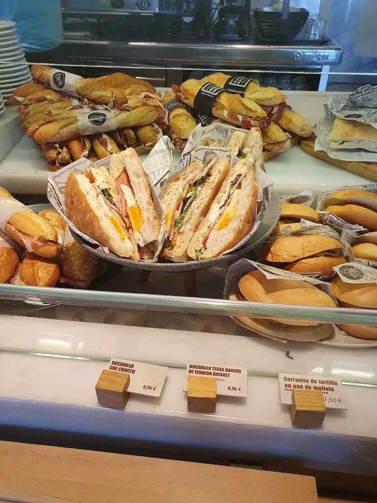 Menu_Área de servicio Sobradiel_Sobradiel_image_5