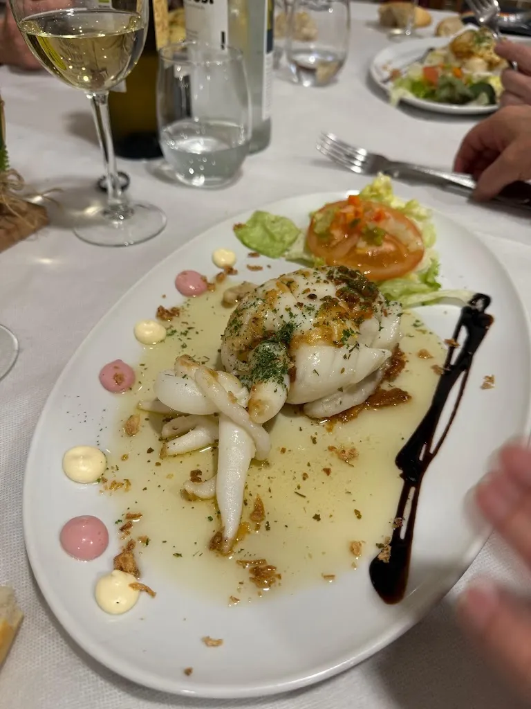 Martha Elena Martinez_Merendero Rosa_Armiñón_review