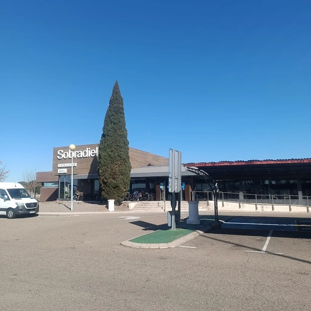 Airea South_Sobradiel_slider_image_3