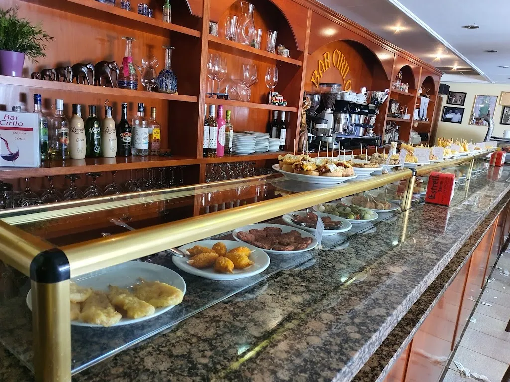 Cirilo Bar restaurant in Sobradiel