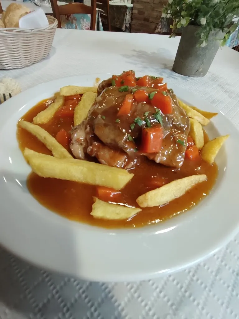 Luis García Zurita_La Posada de El Cid_Terrer_review