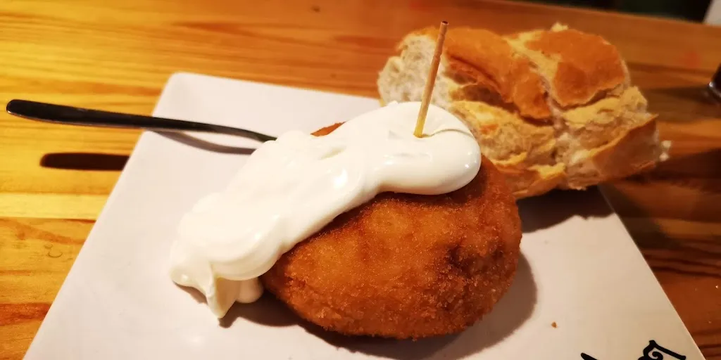 Bar La Vrecha_Tauste_slider_image_3