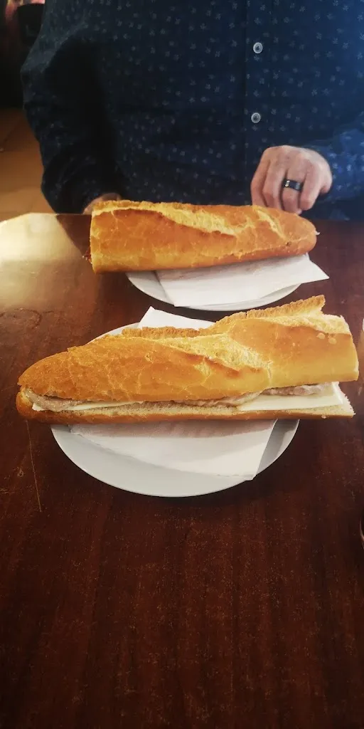 Sonia Serrano_Las Cubas_Tauste_review