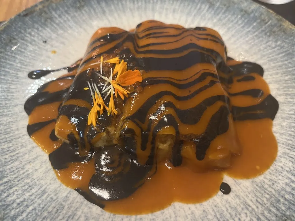 anna sebastià_Nobelty by Lorenzo_Utebo_review