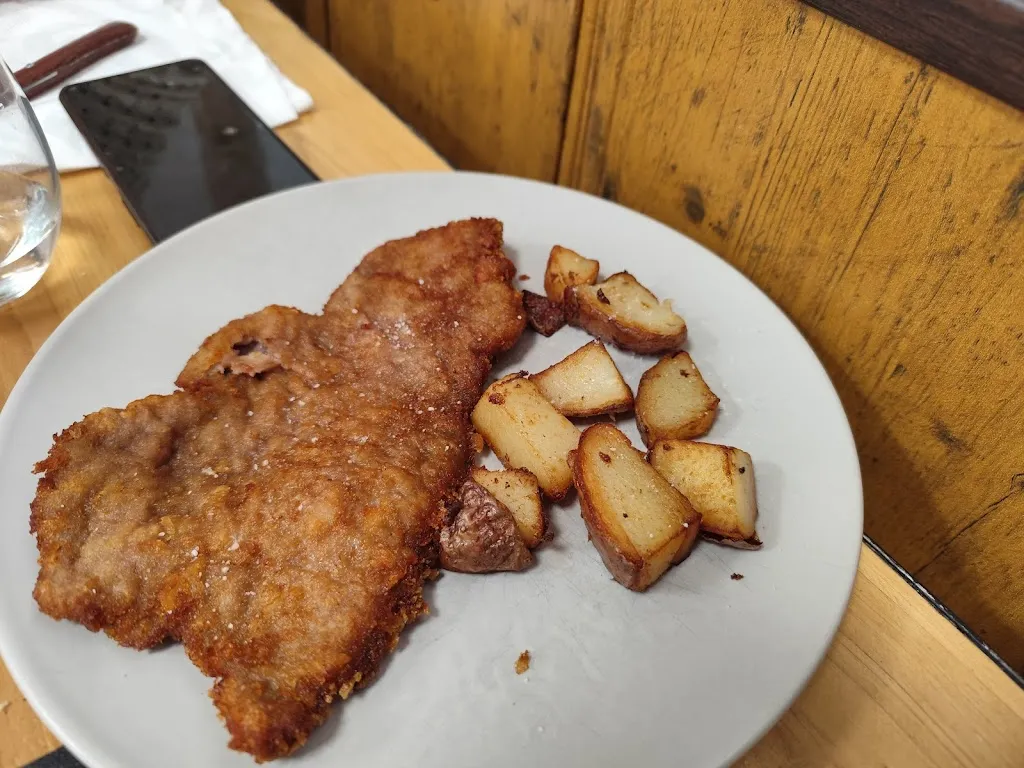 Nobelty by Lorenzo_Utebo_slider_image_3