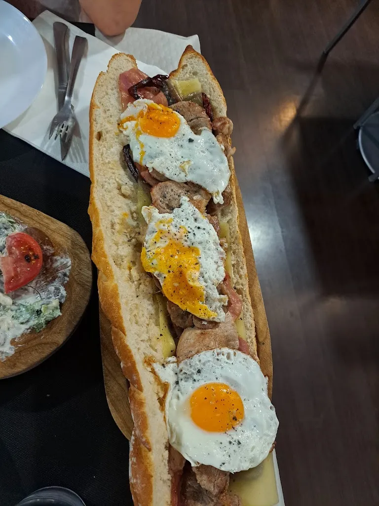 GAMBEROS M&C restaurant in Utebo