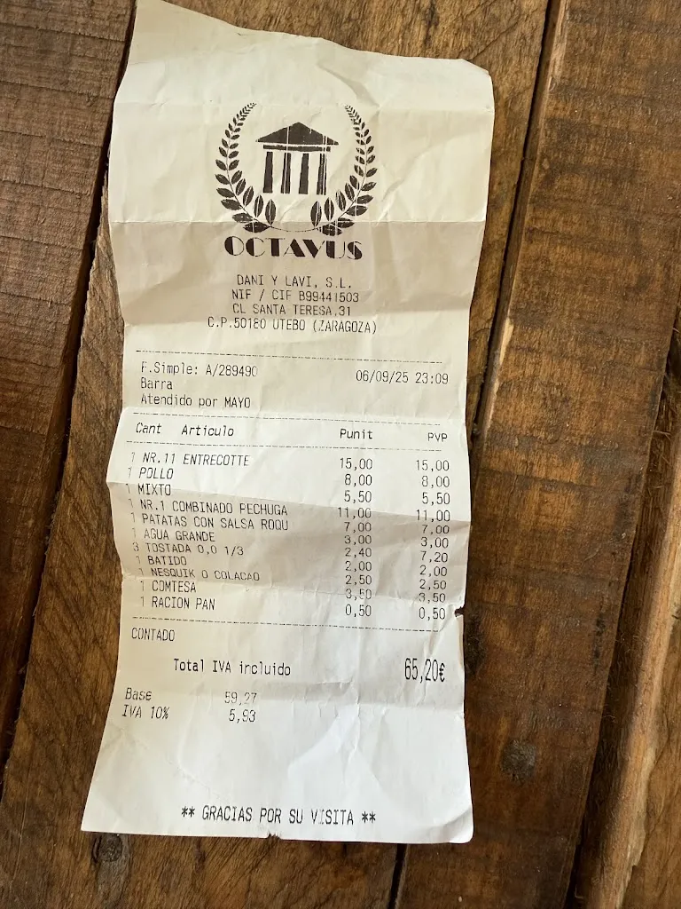 Blan Sonrie_Cafetería restaurante Octavus_Utebo_review