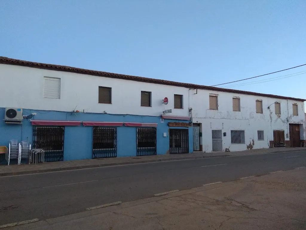 Noche Deluz_BAR EL TRUJAL._Villanueva de Huerva_recensione