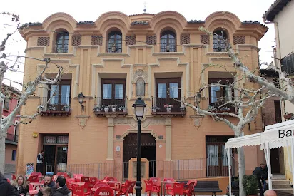 Casa Grande restaurant in Villarroya de la Sierra