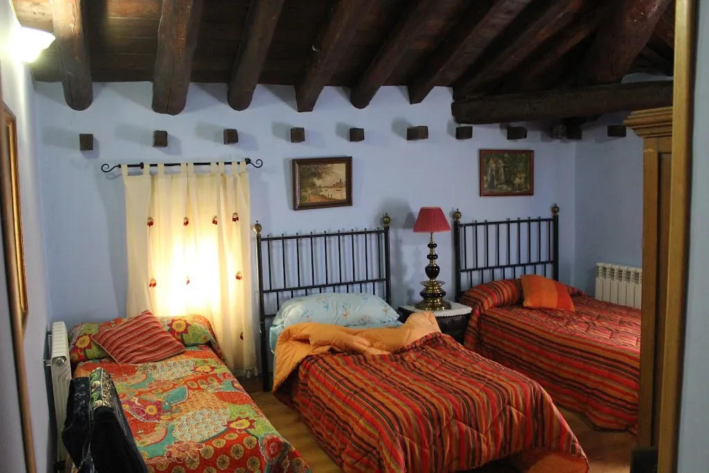 Casa Grande_Villarroya de la Sierra_slider_image_3