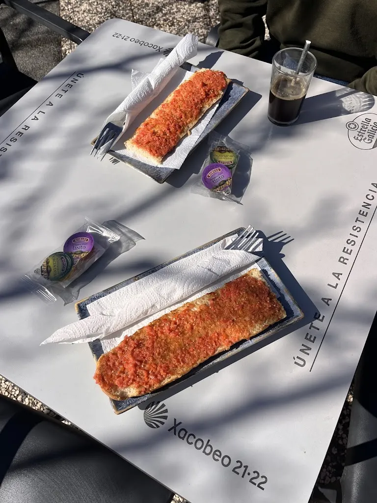 Mariquitamochilera_BAR La Vilueña_Vilueña La_review